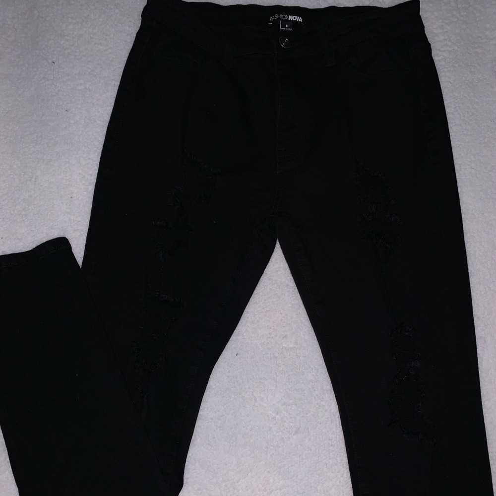 Distressed jeans - Picture 7 of 7